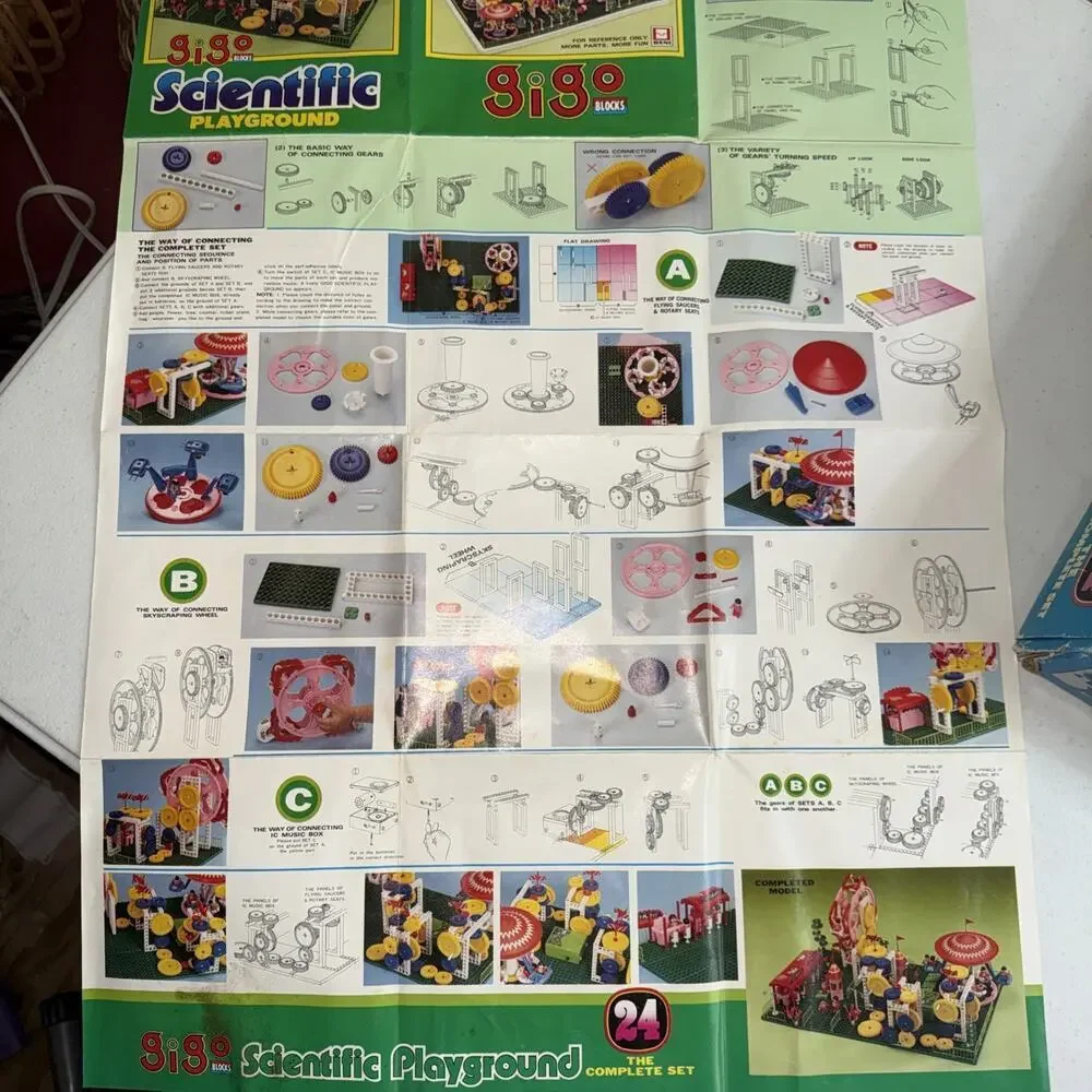 2 Gigo Blocks Scientific Playground New Vintage Sets